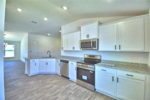 House in Auburndale, Florida 4 bedrooms, 169.08 sq.m. № 2102180 - photo 22