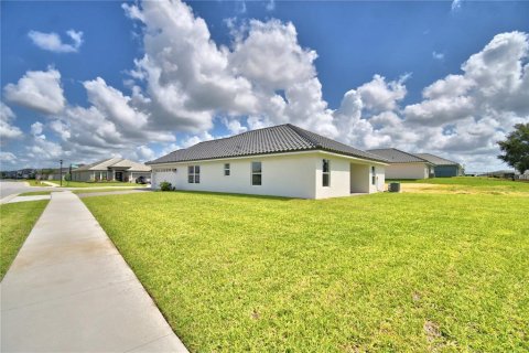 House in Auburndale, Florida 4 bedrooms, 169.08 sq.m. № 2102180 - photo 6