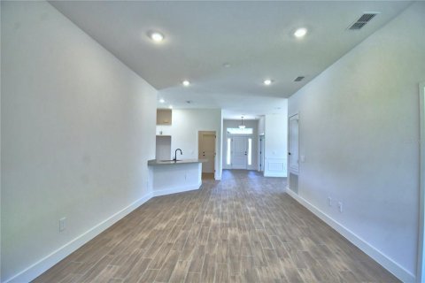 House in Auburndale, Florida 4 bedrooms, 169.08 sq.m. № 2102180 - photo 25