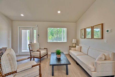 House in Hawthorne, Florida 3 bedrooms, 157.93 sq.m. № 2106095 - photo 5