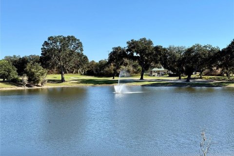 Casa en Ocala, Florida 4 dormitorios, 300.72 m2 № 2104012