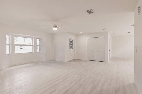 House in Rotonda, Florida 3 bedrooms, 143.26 sq.m. № 1776626 - photo 5