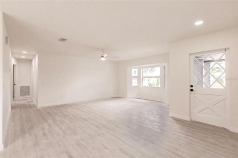 House in Rotonda, Florida 3 bedrooms, 143.26 sq.m. № 1776626 - photo 4