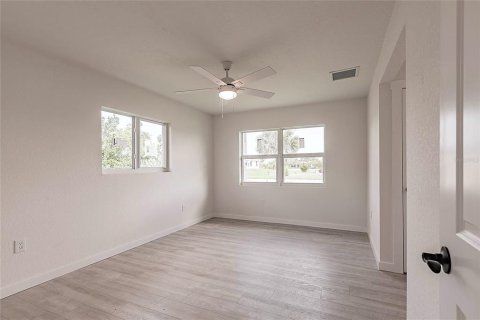House in Rotonda, Florida 3 bedrooms, 143.26 sq.m. № 1776626 - photo 16