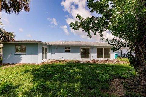 House in Rotonda, Florida 3 bedrooms, 143.26 sq.m. № 1776626 - photo 28
