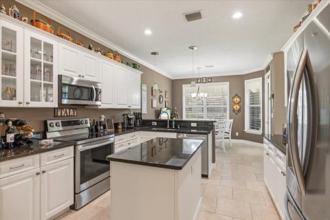 House in Vero Beach, Florida 3 bedrooms, 176.24 sq.m. № 2083430 - photo 10