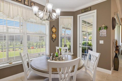 House in Vero Beach, Florida 3 bedrooms, 176.24 sq.m. № 2083430 - photo 18