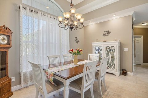 House in Vero Beach, Florida 3 bedrooms, 176.24 sq.m. № 2083430 - photo 8