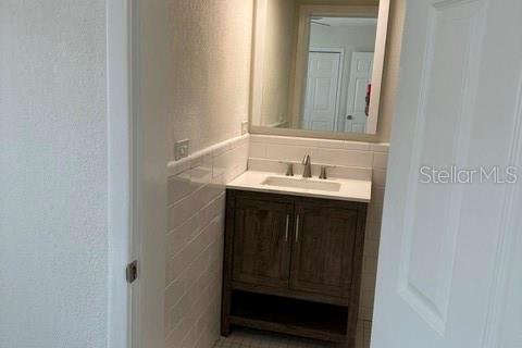 Immobilier commercial à vendre à Saint Petersburg, Floride: 5 chambres, 259.48 m2 № 2424423 - photo 29