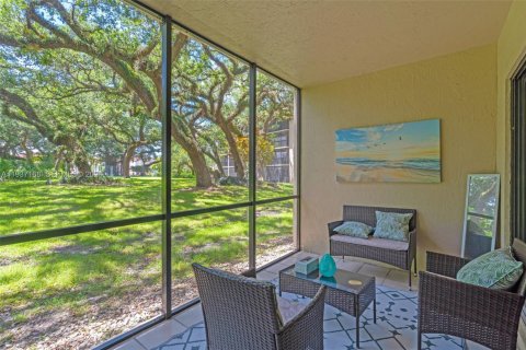 Copropriété à louer à Miami, Floride: 2 chambres, 119.57 m2 № 1995058 - photo 20