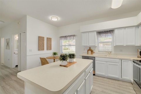 Купить виллу или дом в Палм-Харбор, Флорида 6 комнат, 159.98м2, № 2430984 - фото 11