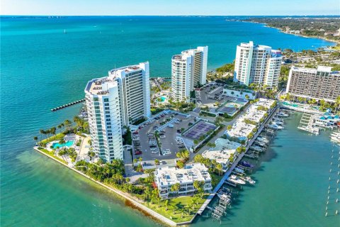 Condominio en alquiler en Sarasota, Florida, 3 dormitorios, 215.07 m2 № 1602585 - foto 21