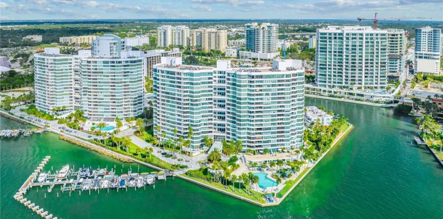 Condominio en Sarasota, Florida, 3 dormitorios  № 1602585