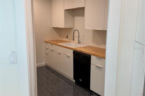Condominio en alquiler en Sarasota, Florida, 3 dormitorios, 215.07 m2 № 1602585 - foto 7