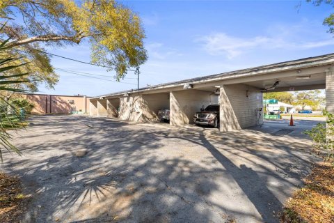 Immobilier commercial à vendre à Largo, Floride: 234.11 m2 № 1576547 - photo 4