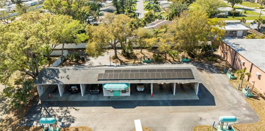 Immobilier commercial à Largo, Floride 234.11 m2 № 1576547