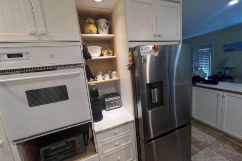 Copropriété à louer à Saint Petersburg, Floride: 1 chambre, 52.21 m2 № 2098236 - photo 4