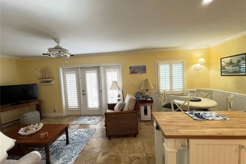 Copropriété à louer à Saint Petersburg, Floride: 1 chambre, 52.21 m2 № 2098236 - photo 8