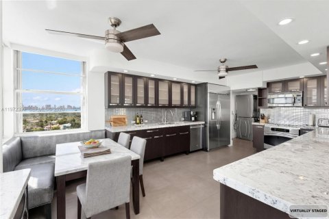Copropriété à vendre à Miami Beach, Floride: 3 chambres, 205.31 m2 № 2047284 - photo 14