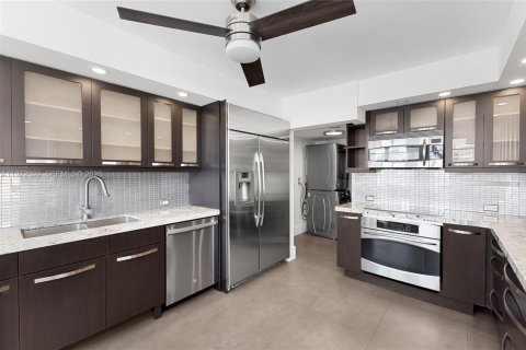 Copropriété à vendre à Miami Beach, Floride: 3 chambres, 205.31 m2 № 2047284 - photo 17