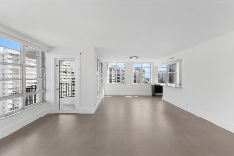 Copropriété à vendre à Miami Beach, Floride: 3 chambres, 205.31 m2 № 2047284 - photo 7