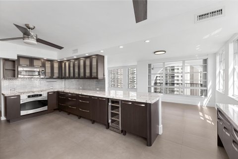Copropriété à vendre à Miami Beach, Floride: 3 chambres, 205.31 m2 № 2047284 - photo 15