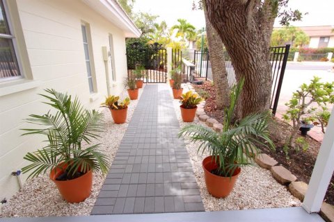 Condominio en venta en Sarasota, Florida, 2 dormitorios, 104.98 m2 № 736887 - foto 2