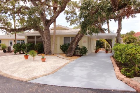 Condominio en venta en Sarasota, Florida, 2 dormitorios, 104.98 m2 № 736887 - foto 1