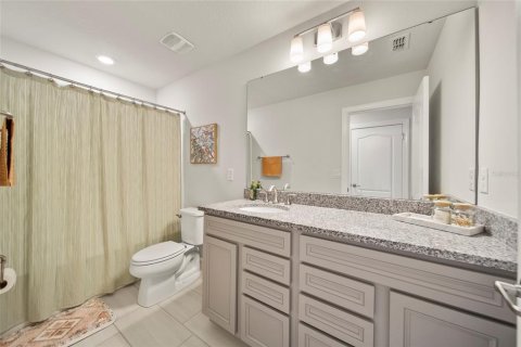 House in Wesley Chapel, Florida 6 bedrooms, 389.26 sq.m. № 1754517 - photo 17