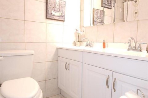 Copropriété à vendre à West Palm Beach, Floride: 1 chambre, 65.22 m2 № 2154351 - photo 17