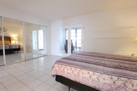 Copropriété à vendre à West Palm Beach, Floride: 1 chambre, 65.22 m2 № 2154351 - photo 15