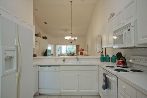 Condominio en alquiler en Sarasota, Florida, 2 dormitorios, 133.13 m2 № 213427 - foto 23