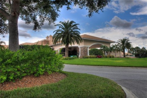 Condominio en alquiler en Sarasota, Florida, 2 dormitorios, 133.13 m2 № 213427 - foto 8