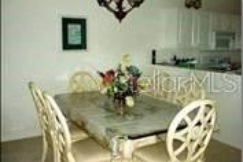 Condominio en alquiler en Sarasota, Florida, 2 dormitorios, 133.13 m2 № 213427 - foto 4
