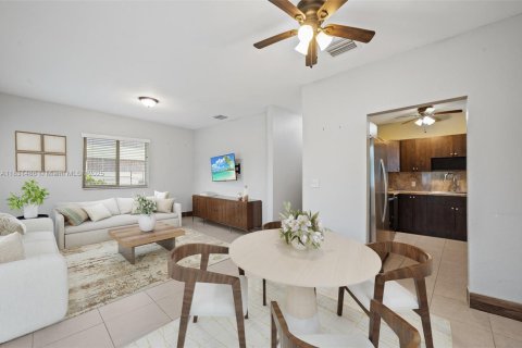 Villa ou maison à vendre à El Portal, Floride: 3 chambres, 89.19 m2 № 1809769 - photo 11