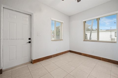 Villa ou maison à vendre à El Portal, Floride: 3 chambres, 89.19 m2 № 1809769 - photo 22