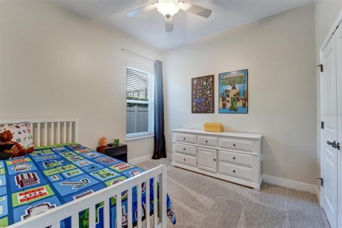 House in Land O' Lakes, Florida 5 bedrooms, 311.22 sq.m. № 2230480 - photo 23