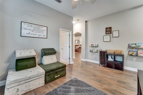 House in Land O' Lakes, Florida 5 bedrooms, 311.22 sq.m. № 2230480 - photo 22
