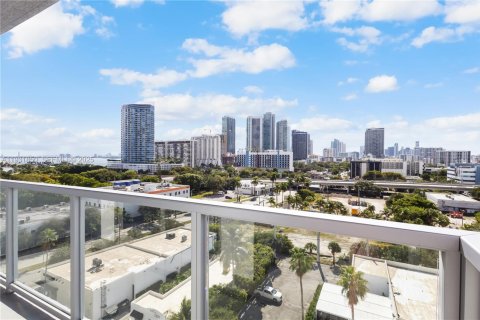 Condominio en venta en Miami, Florida, 2 dormitorios, 97.36 m2 № 2034619 - foto 17