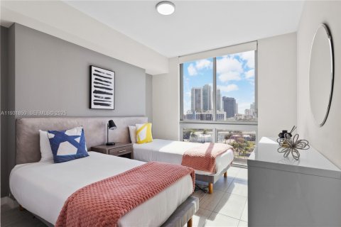 Condominio en venta en Miami, Florida, 2 dormitorios, 97.36 m2 № 2034619 - foto 12