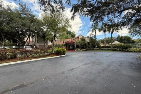 Condo in Plantation, Florida, 1 bedroom  № 1930714 - photo 10