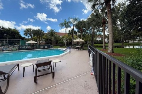 Condo in Plantation, Florida, 1 bedroom  № 1930714 - photo 11