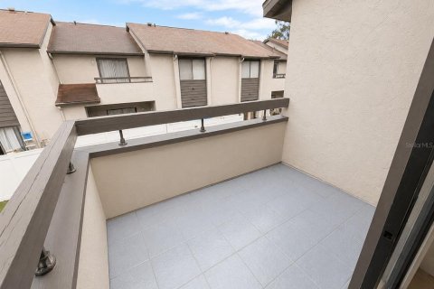 Touwnhouse à vendre à Kissimmee, Floride: 2 chambres, 101.08 m2 № 2209068 - photo 11