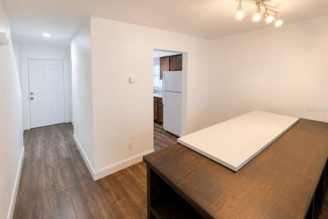 Touwnhouse à vendre à Kissimmee, Floride: 2 chambres, 101.08 m2 № 2209068 - photo 5