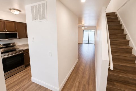 Touwnhouse à vendre à Kissimmee, Floride: 2 chambres, 101.08 m2 № 2209068 - photo 4