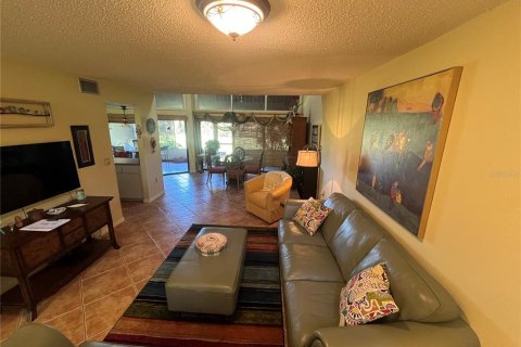 Adosado en venta en Sarasota, Florida, 2 dormitorios, 195.09 m2 № 1849666 - foto 5