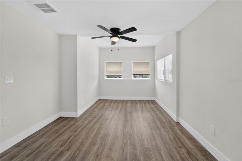 Casa en alquiler en Tampa, Florida, 3 dormitorios, 178.84 m2 № 2283948 - foto 27