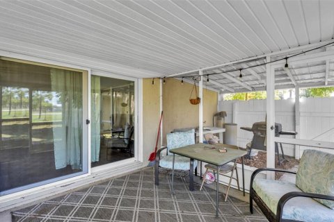 House in Mulberry, Florida 3 bedrooms, 181.62 sq.m. № 2235578 - photo 28