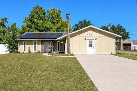 House in Mulberry, Florida 3 bedrooms, 181.62 sq.m. № 2235578