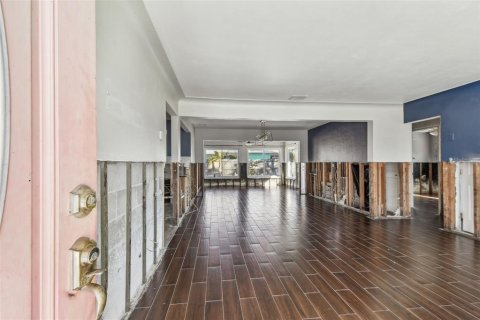 Casa en venta en Dunedin, Florida, 3 dormitorios, 145.3 m2 № 1515753 - foto 13